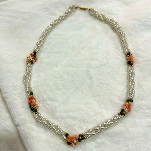 Vintage - Freshwater pearl necklace